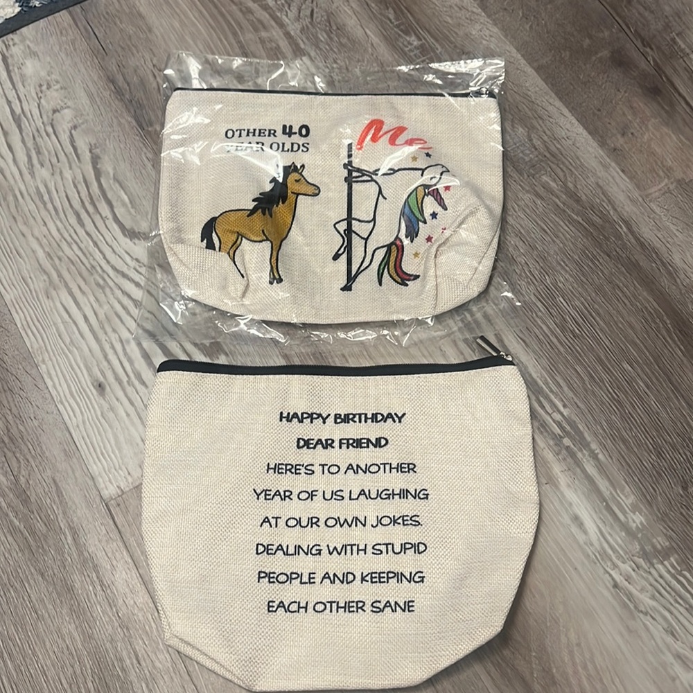 Set of 2 - Birthday zipper travel bag